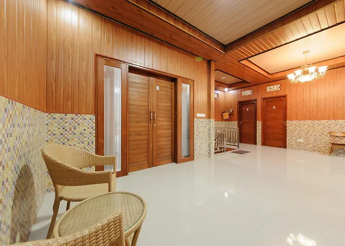 Hotel Reddoorz At Kampung Harmony 2*