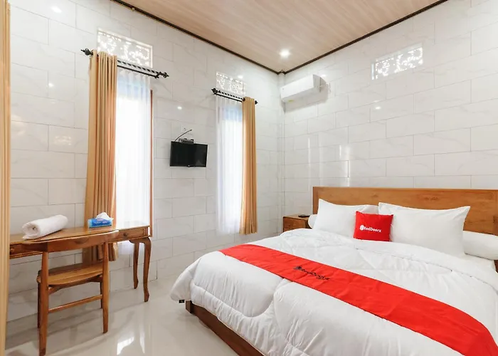Hotel Reddoorz At Kampung Harmony